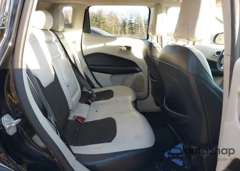 2017 Jeep New Compass Latitude 4X4 из США, поврежденный, VIN 3C4NJDBB3HT660959